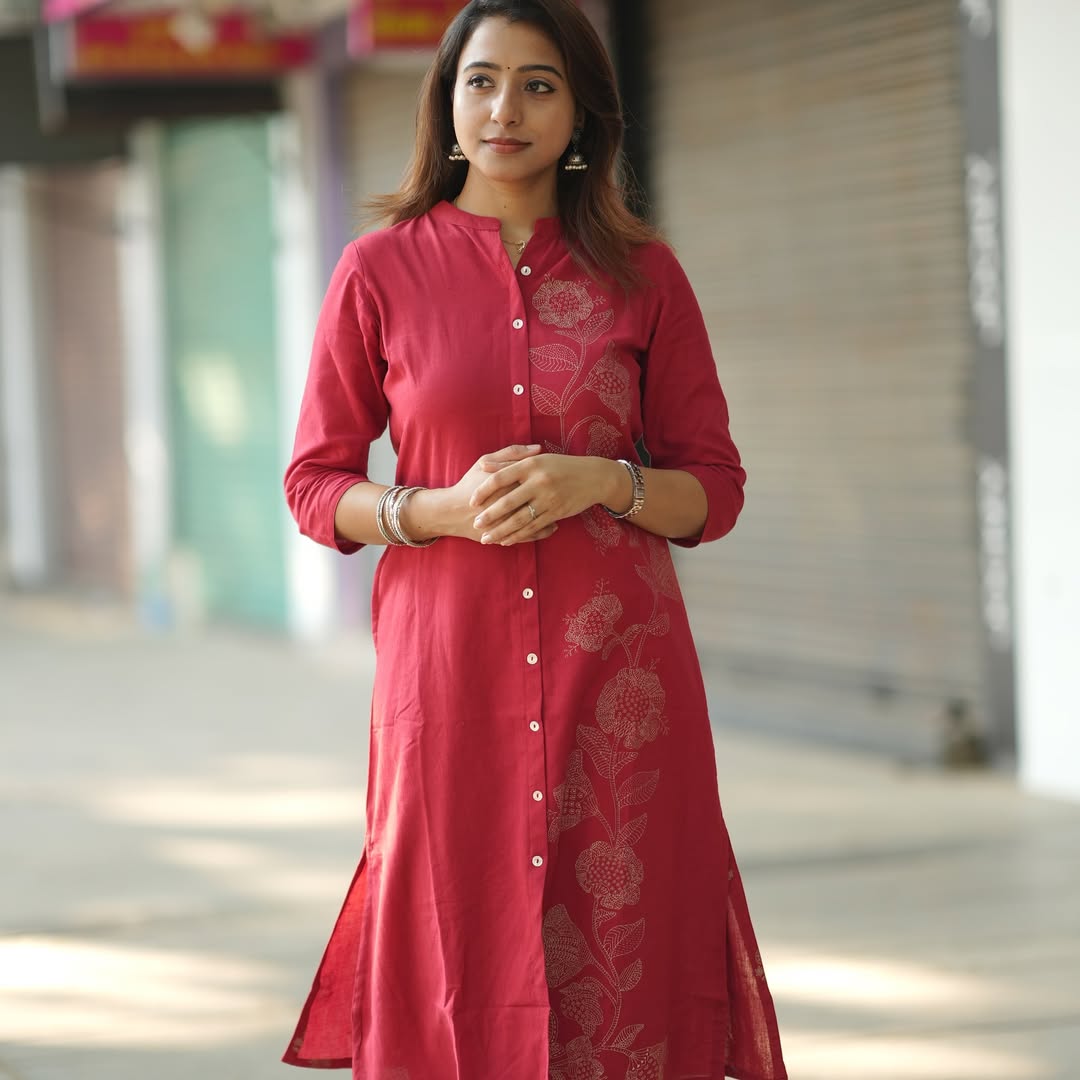 Red Cotton Kurti With Pant One Side Floral Print