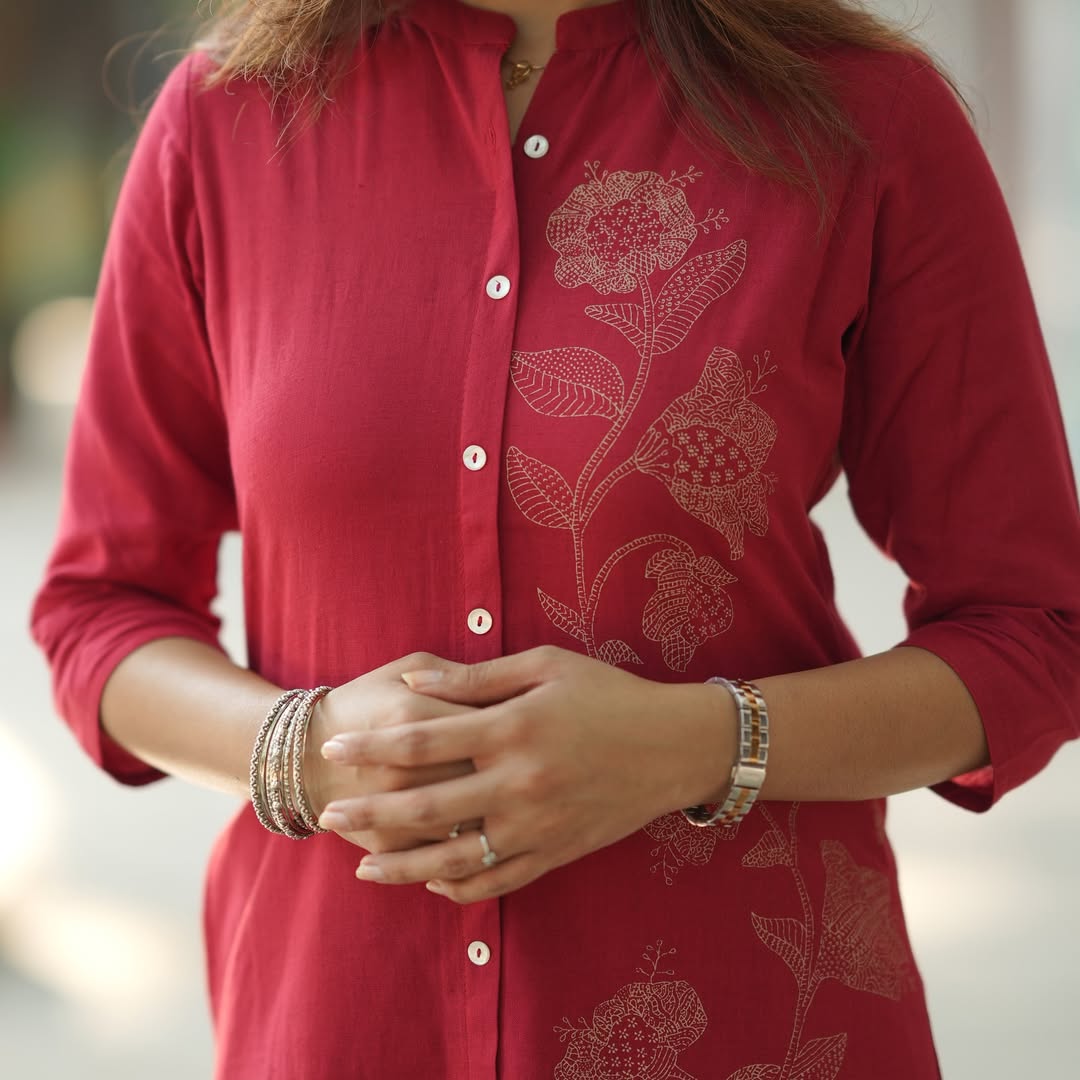 Red Cotton Kurti With Pant One Side Floral Print
