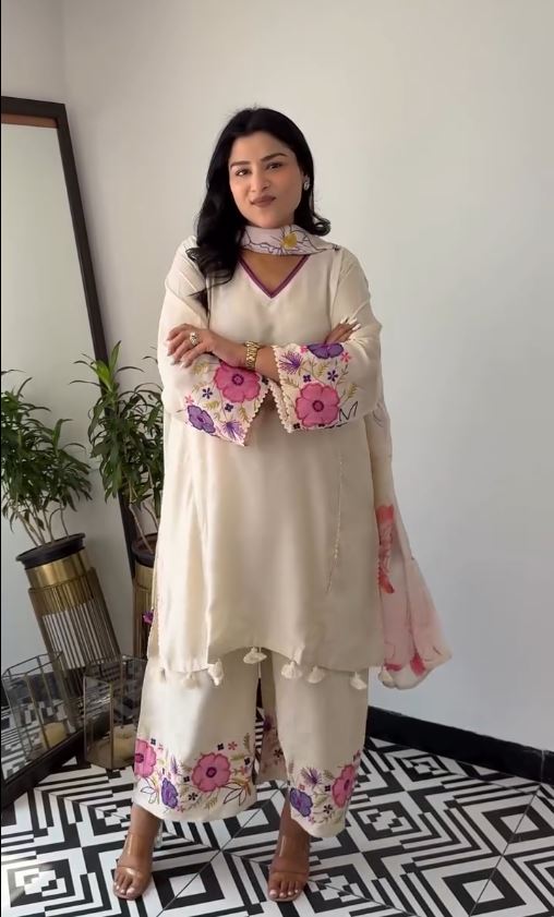 Ivory Floral Embroidered Kurta Set